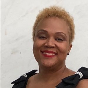 Meet your Posher, Katina